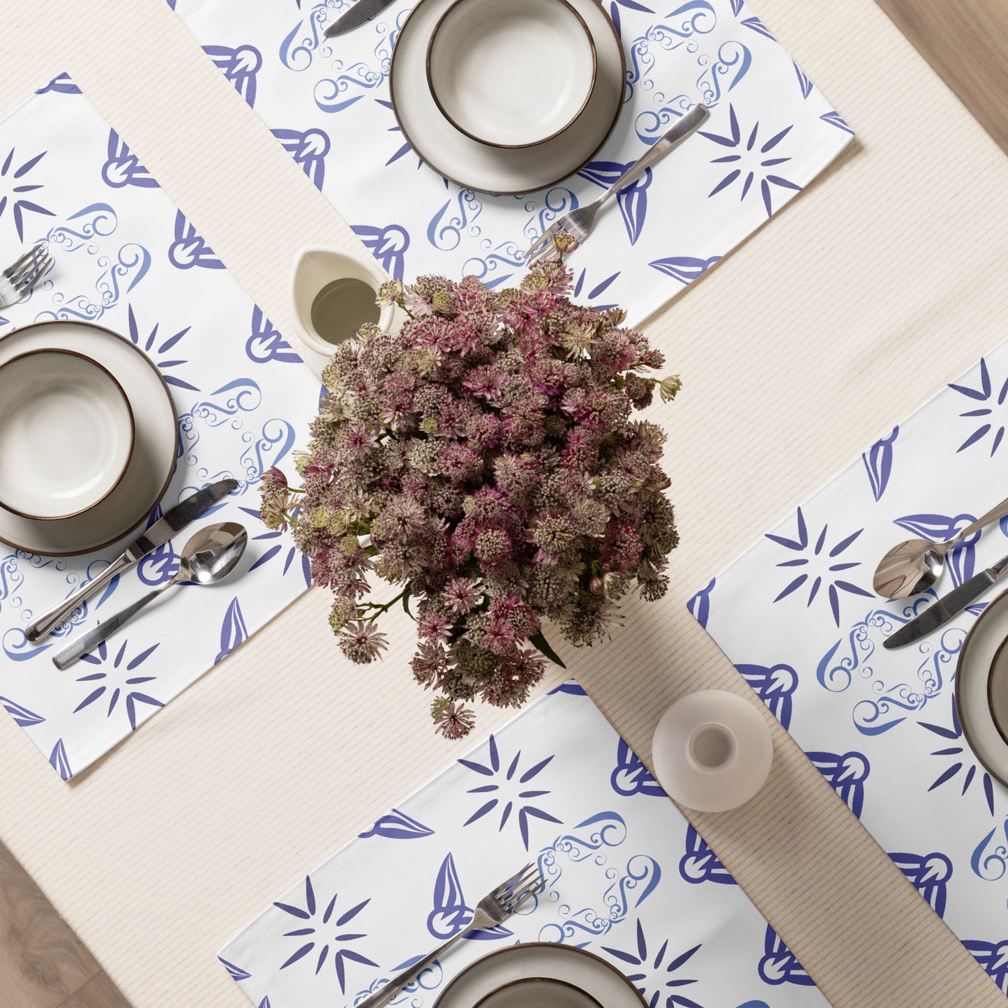 Placemat Set  Kukloso Fleurons No 27 - Free Shipping