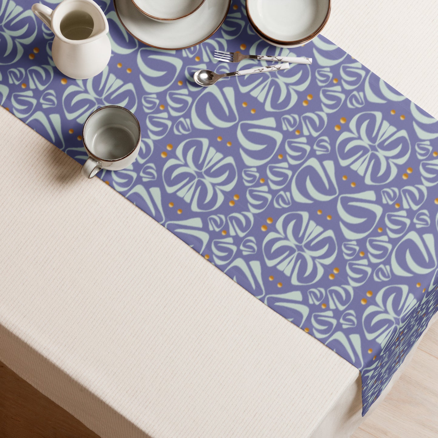 Table runner Kukloso Fleurons No 32 - Free Shipping